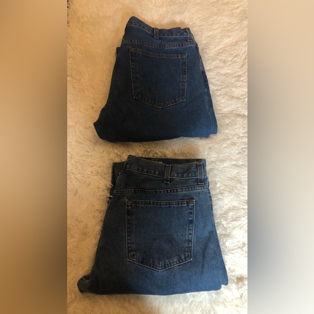 2 Pair Men’s Jeans  Sz 38x 32 Dark wash & Light Wash